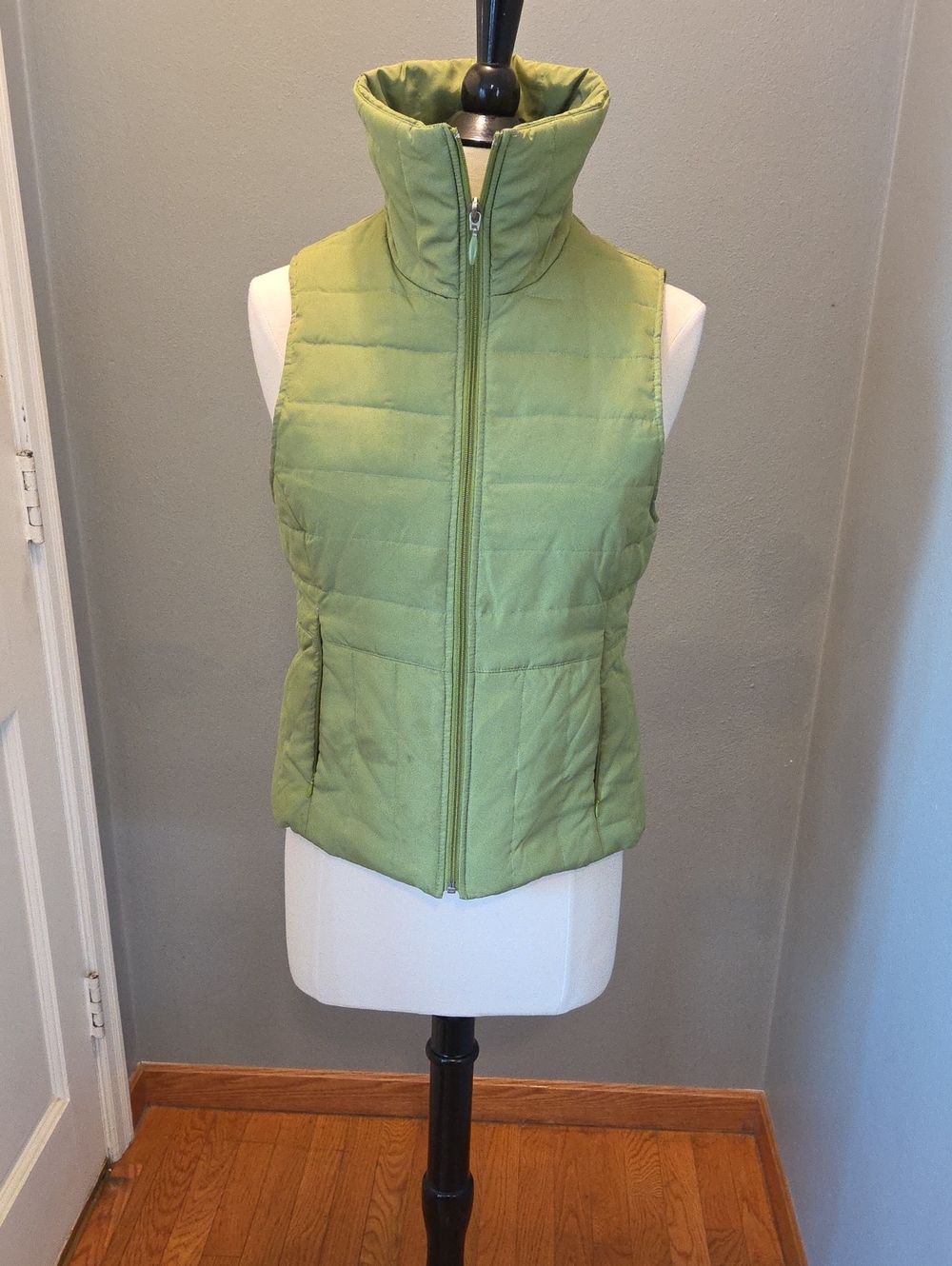 Kenneth Cole Reaction Light Green Quilted Puffer Vest